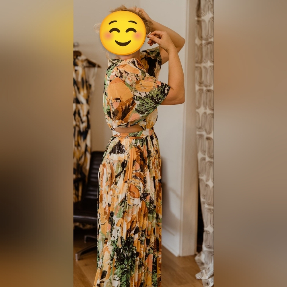 Flying Tomato Green and Orange Maxi Dress - Picture 9 of 10